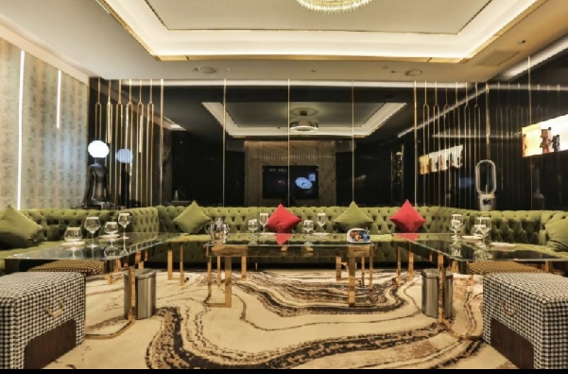 Gallery 2