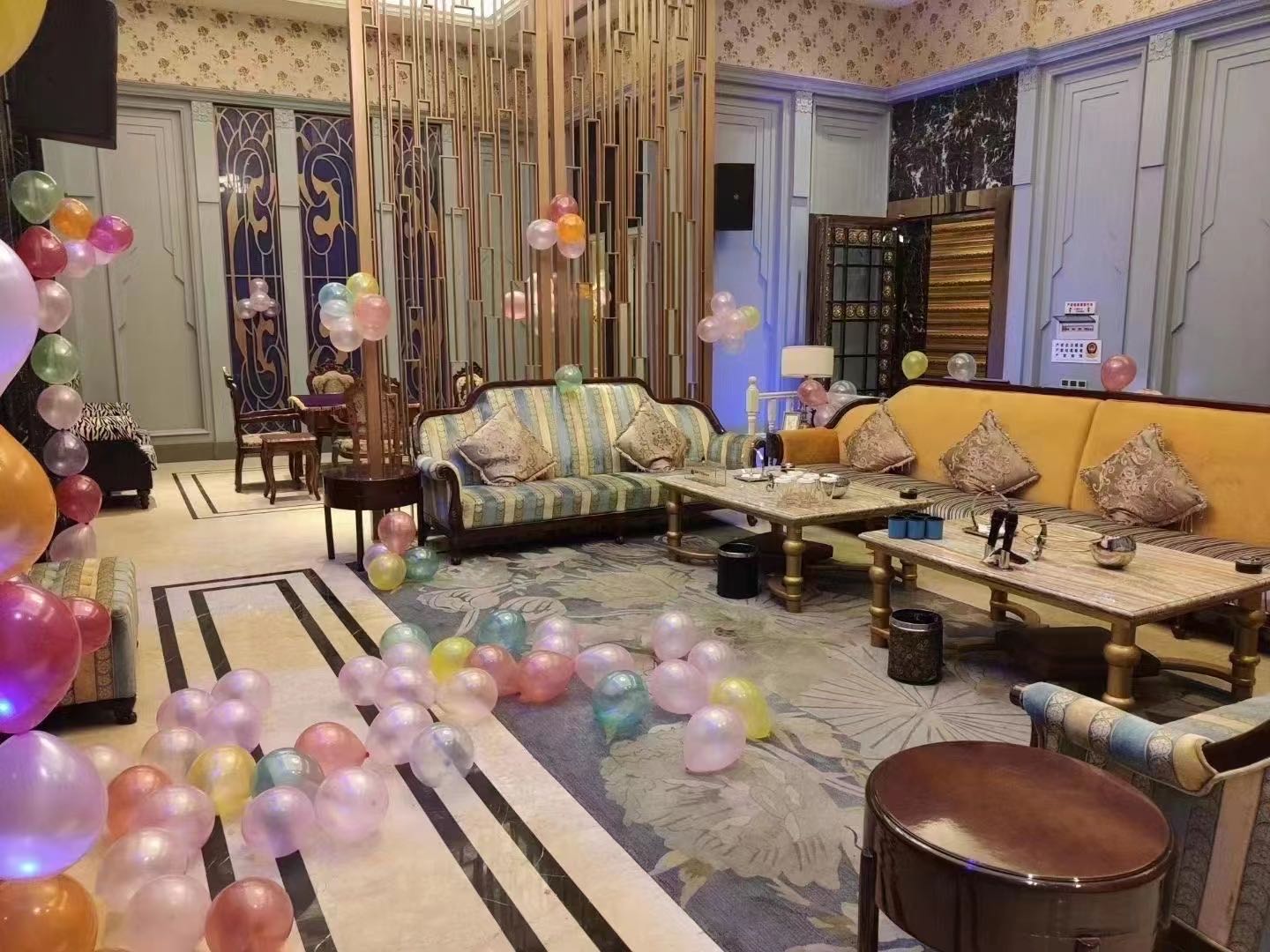 Gallery 2