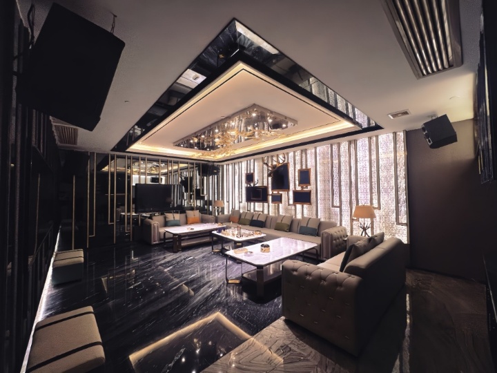 Gallery 2