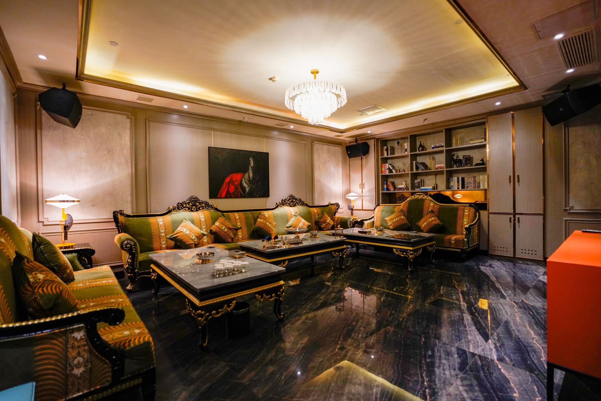 Gallery 2