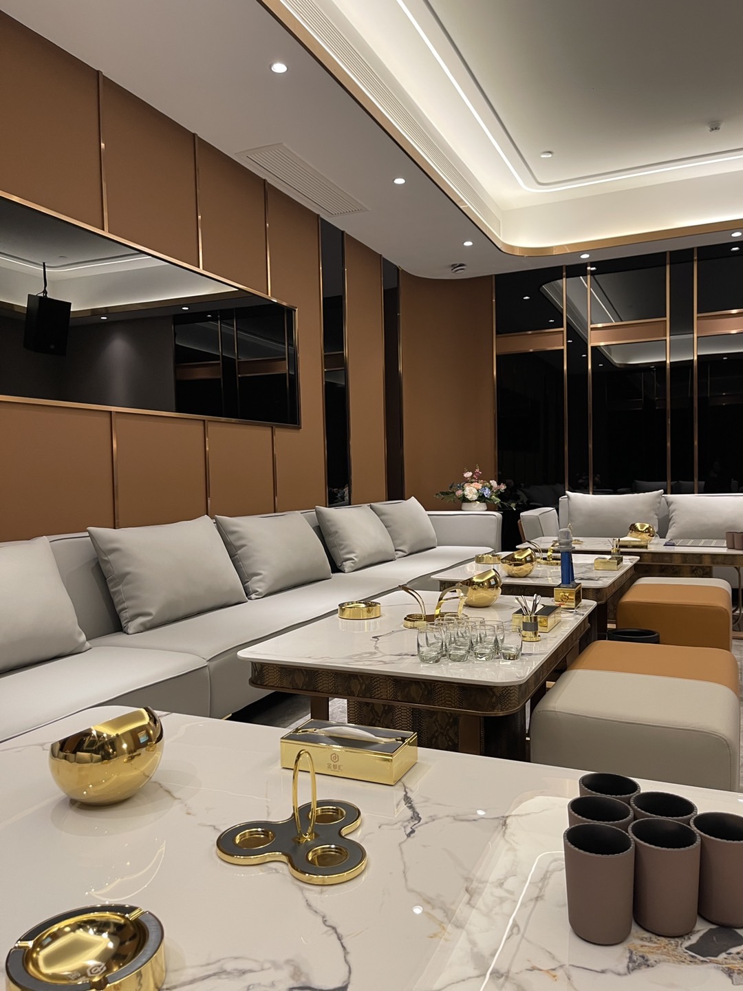 Gallery 2