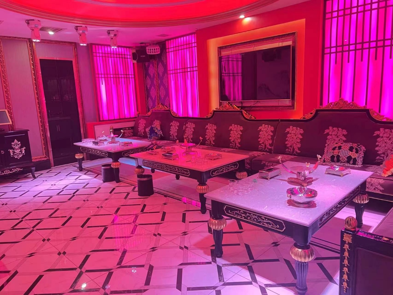 Gallery 2