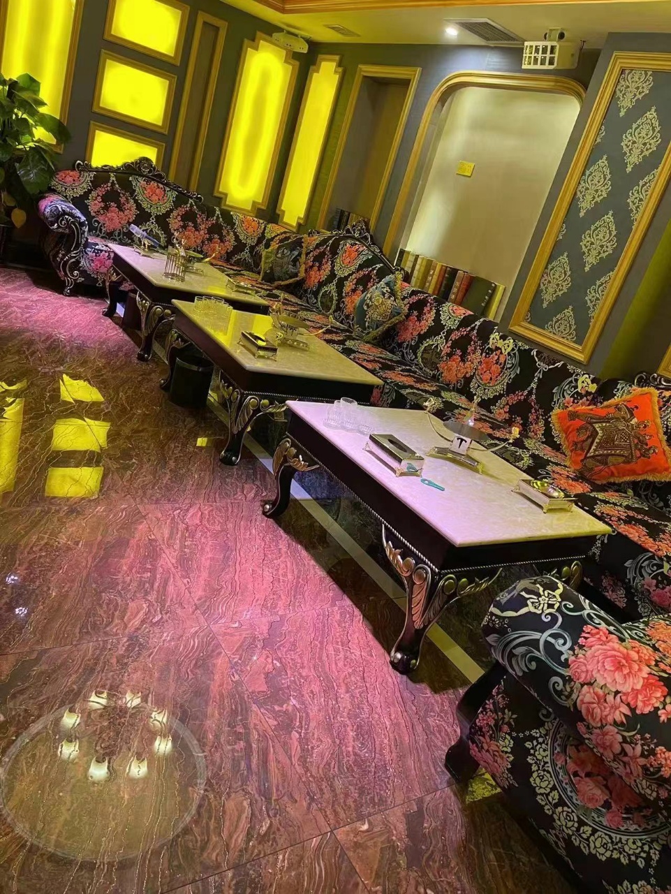 Gallery 3