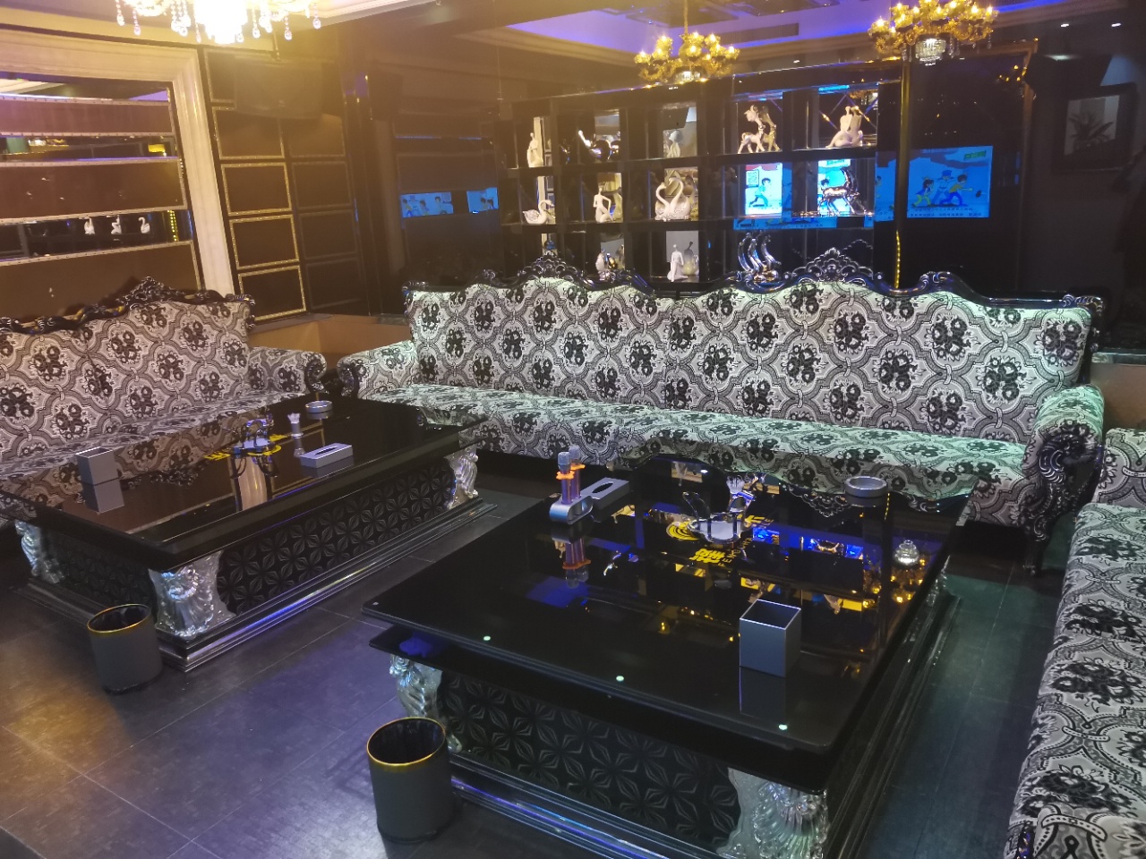 Gallery 2