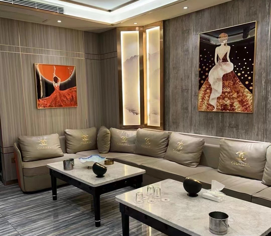Gallery 2