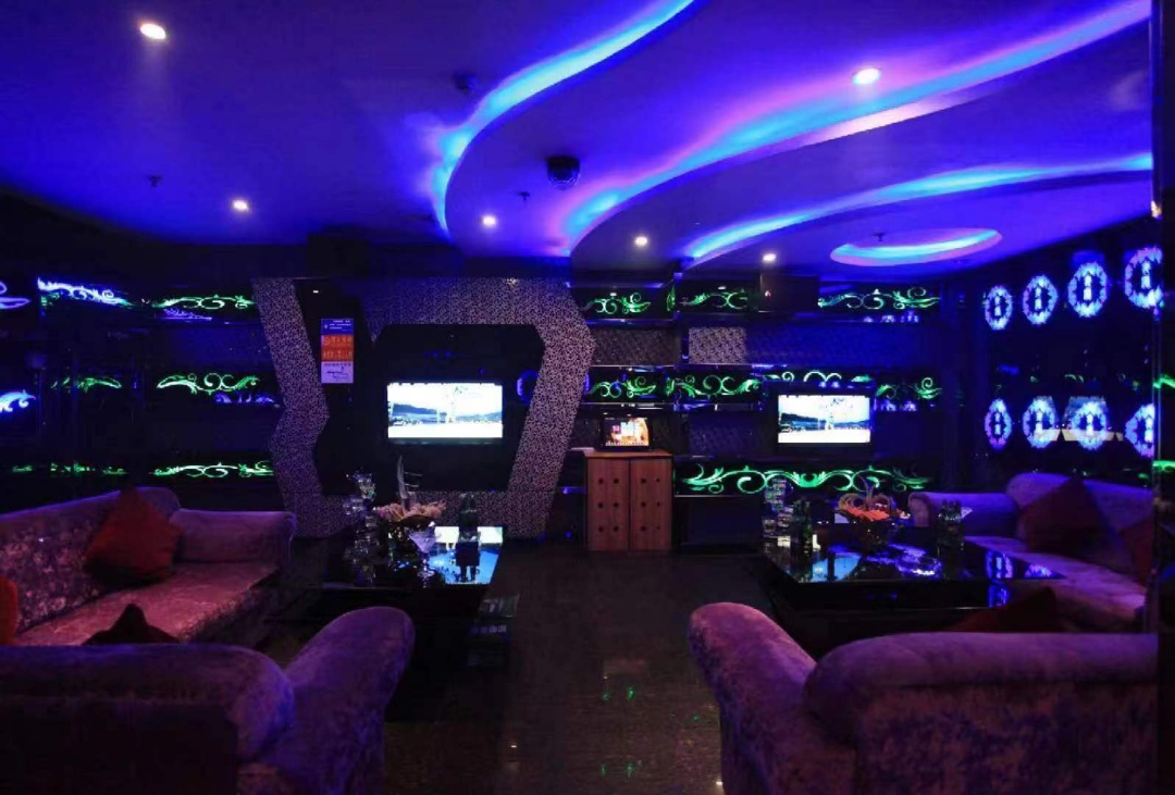 Gallery 2