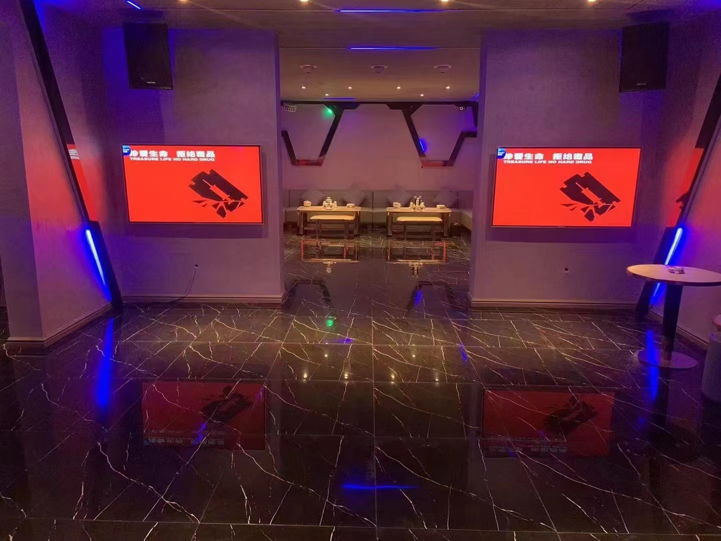 Gallery 2