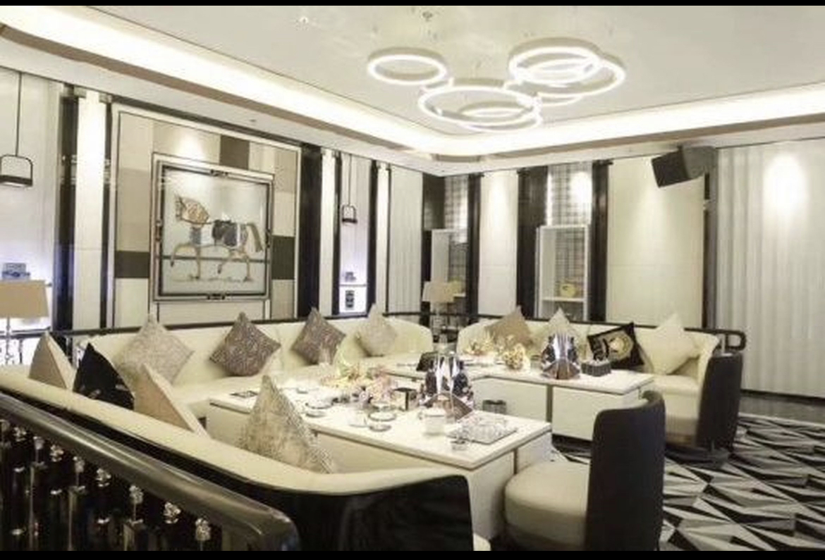 Gallery 2