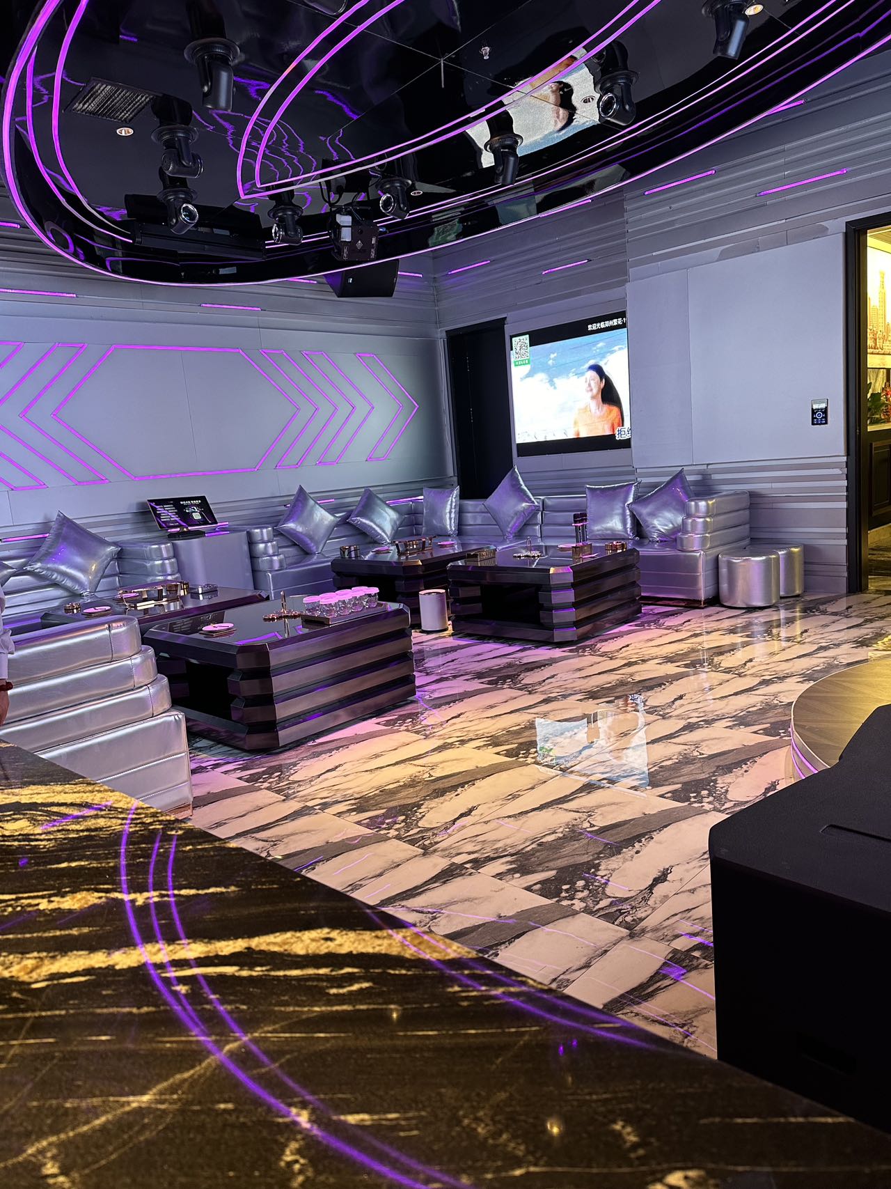 Gallery 3