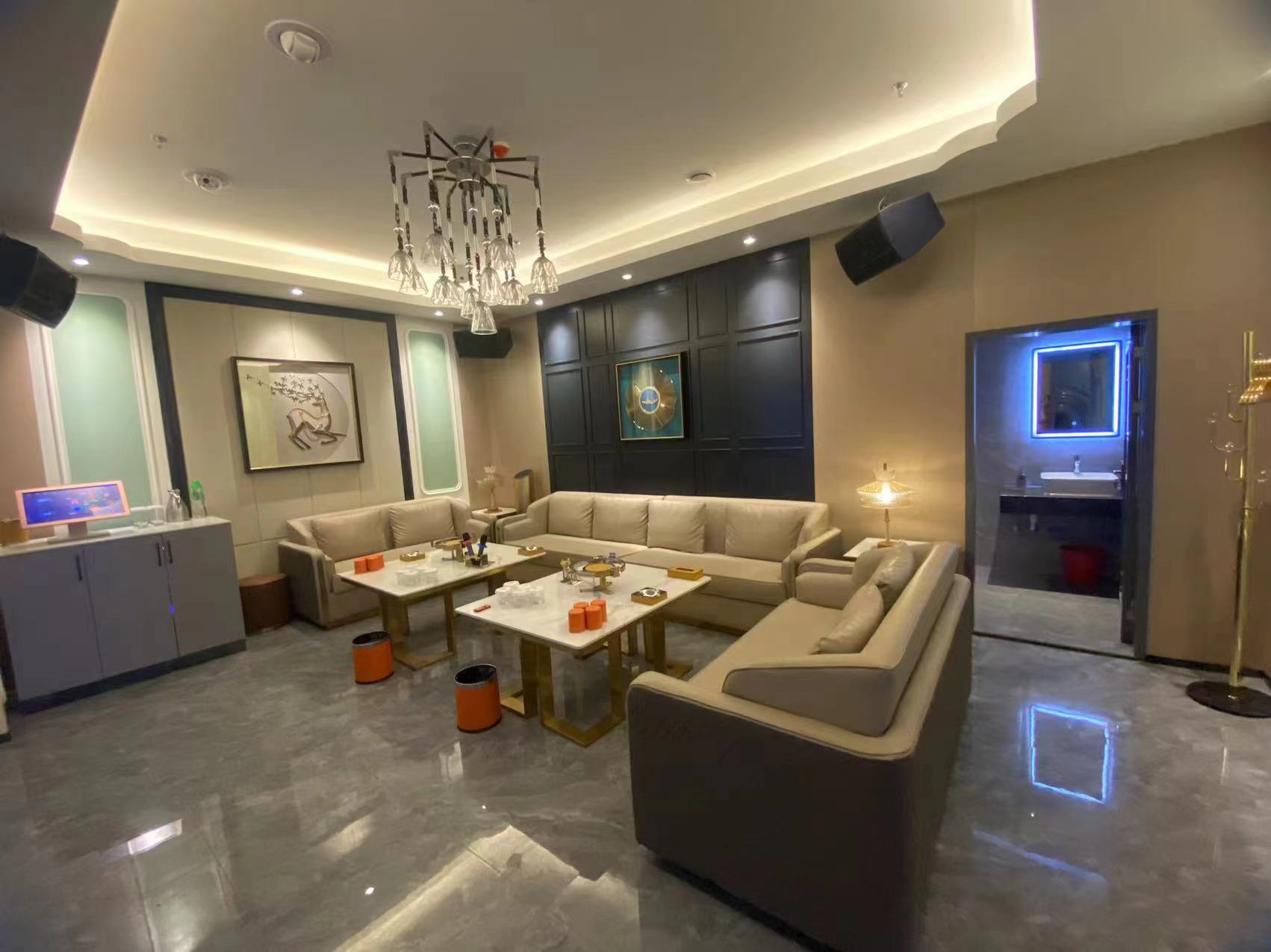 Gallery 2
