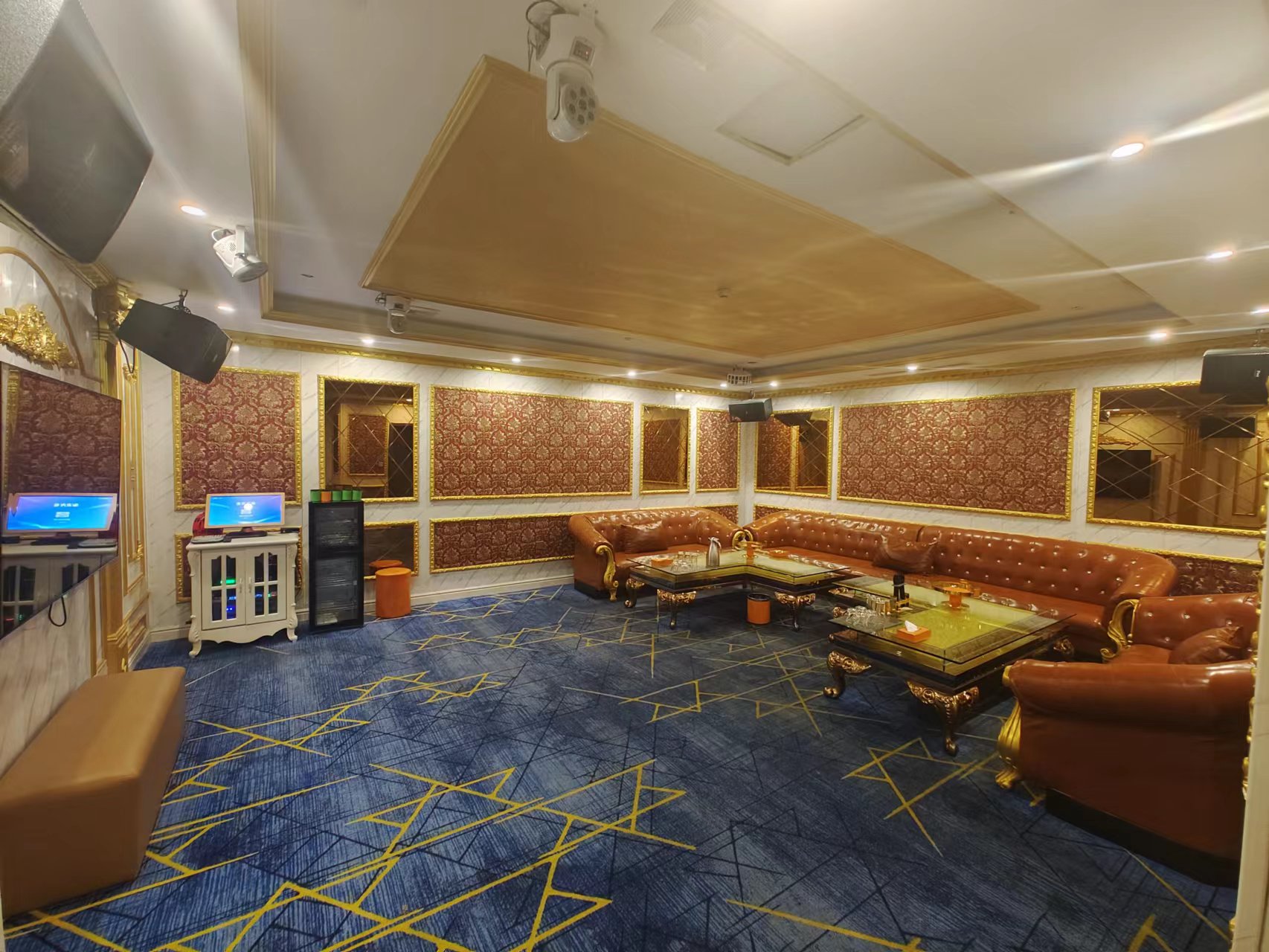 Gallery 3
