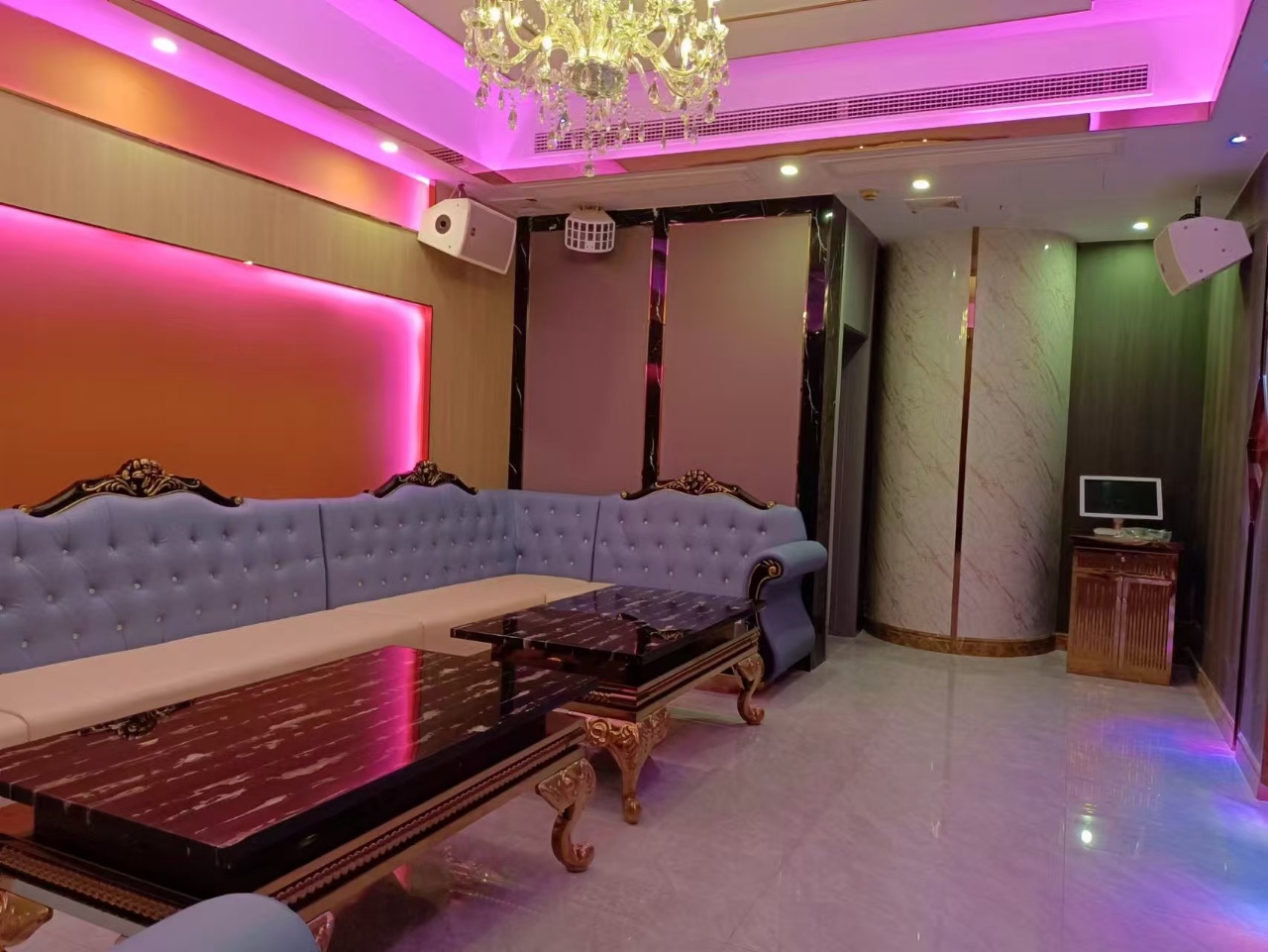 Gallery 3