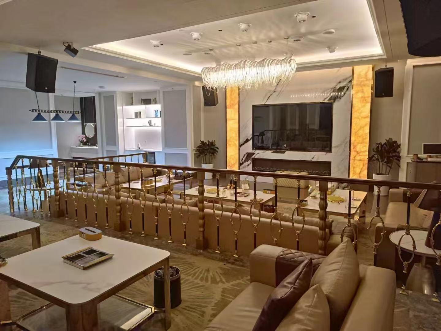Gallery 2