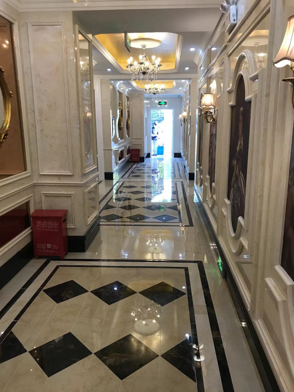Gallery 2